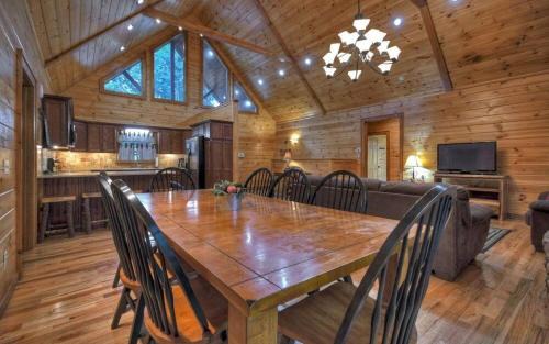 Mineral Bluff House | Dogwood Retreat - GREAT FAMILY RETREAT TIME IN THE NORTH GEORGIA MOUNTAINS OF BLUE RIDGE