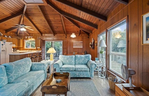 Pine Knoll Shores House | Dogwood Treehouse home
