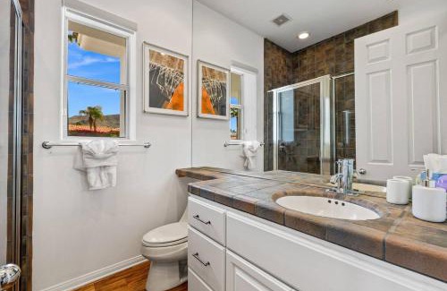 Beverly Grove Apartment | Doheny Drive Suite city view experience