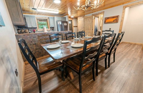 Caton Condo | Dolly's # 1 (2-Bedroom Condo) with Mountain view by RedAwning