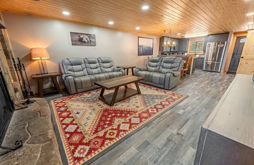 Caton Condo | Dolly's # 2 (2-Bedroom Condo) with Mountain view by RedAwning