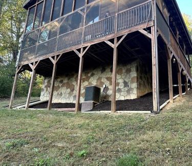 Caton House | Dollys Escape