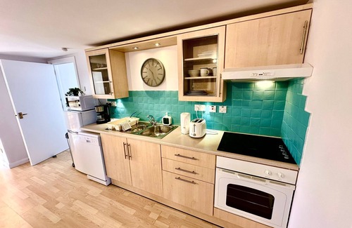 Ardersier Apartment | Dolphin Bay - Beautiful 1 Bedroom Apartment