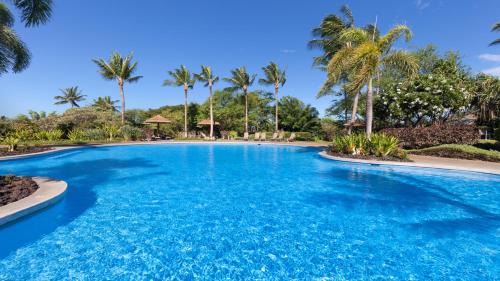Kamuela House | DOLPHIN HALE Inviting KaMilo 3BR Home with Private Beach Club