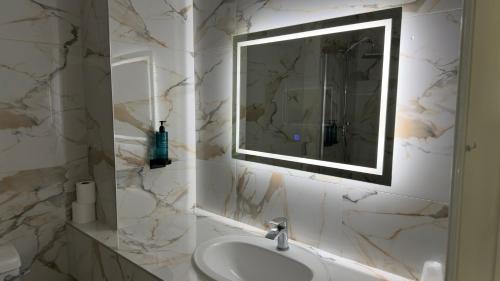 St Ives Hotel | Dolphin Hotel St Ives