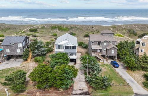 Waves House | Dolphin Watches