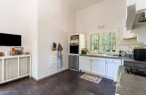 Grans House | Domaine Beauchamp mansion with private swimming pool close to the golf course