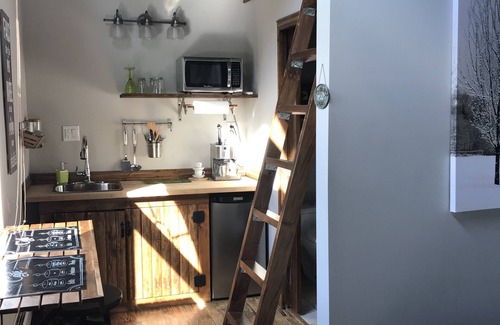 Mauricie Apartment | Domaine de la Baie - Suites and room - Romeo and Juliet Suite