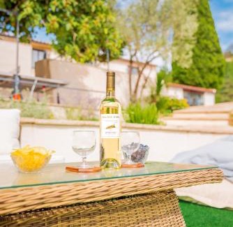 Mezel Bed & Breakfast | Domaine de Prefaissal