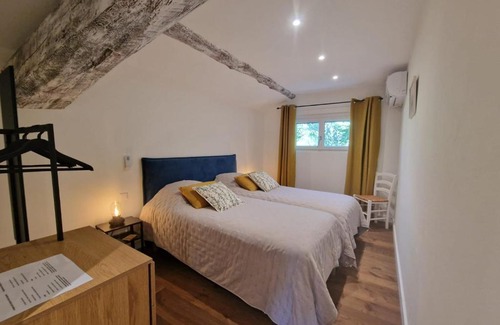 Les Baux-de-Provence Apartment | Domaine du Mas Foucray