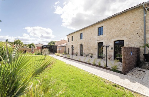 Mignaloux-Beauvoir Apartment | Domaine du Vieux Porche