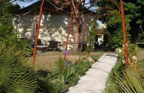 Velines House | Domaine Myrobolan - Les Tilleuls
