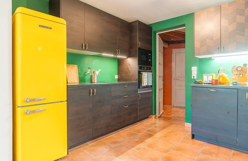 Roussillon House | Domaine plan des devens