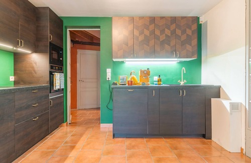 Roussillon House | Domaine plan des devens