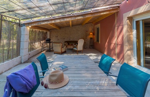 Roussillon House | Domaine plan des devens