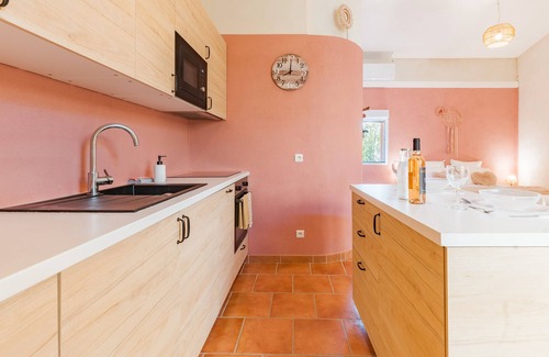 Roussillon House | Domaine plan des devens