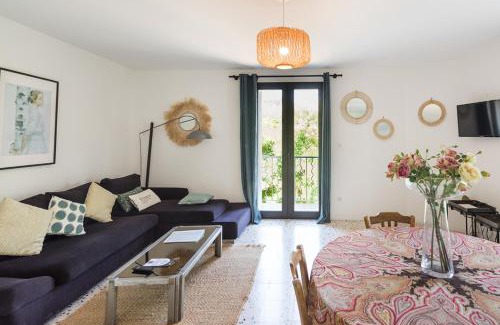Meze Apartment | Domaine Sesquier