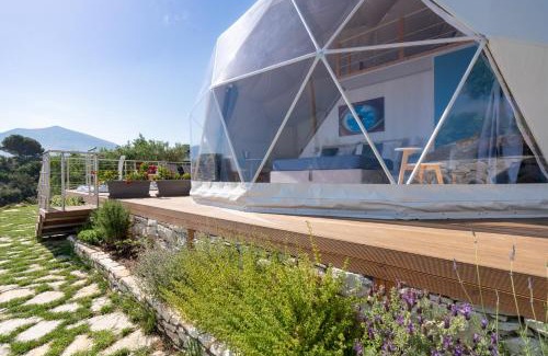 Castellammare del Golfo Villa | Dome on the hill with Jacuzzi