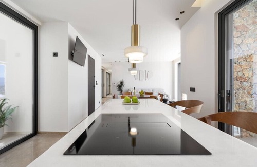 Apokoronas House | Domo Sun - 3BD 3BA 8PL -