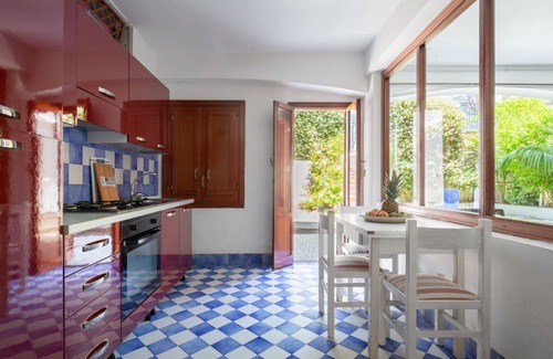Addaura Apartment | Domus Sicily - The Scirocco's Cueva - Private Garden