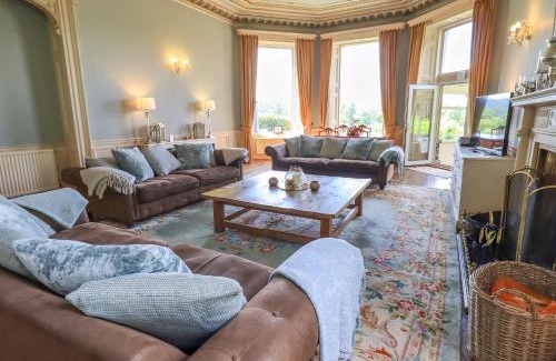 Windermere House | Domvs