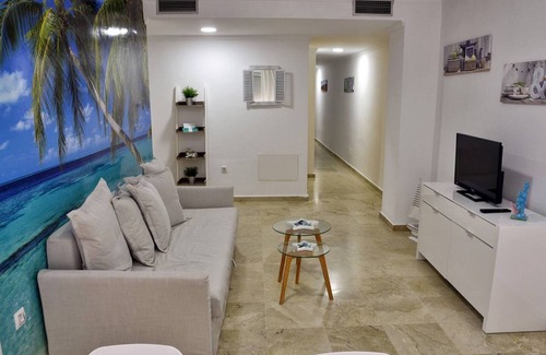 Perchel Sur House | Don Quijote Apartment - In The Station