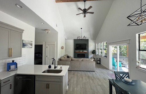 Porum House | Don't Miss this Unbelievable View of Lake Eufaula in DuchessCreek/Porum Landing