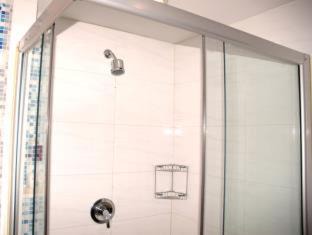 Huaihai Road Commercial Area Hotel | Donghu Collection Hotel