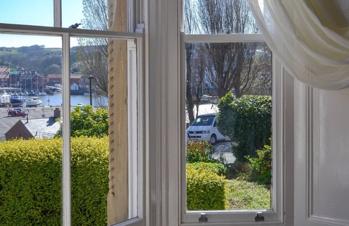 Whitby Cottage | Don’t forget your buckets and spades.