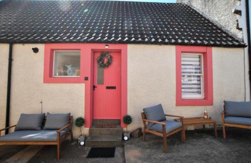 Pittenweem House | Dookers Nook- Quirky coastal cottage Pittenweem
