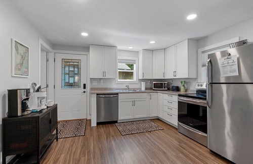 Baileys Harbor House | Door County Dreaming Cabin, Pet Friendly