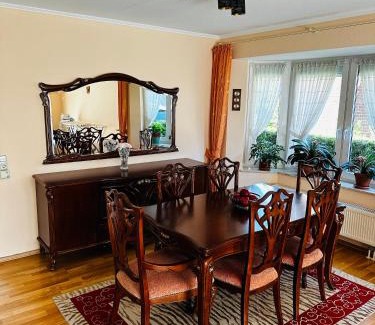 Norderstedt Apartment | Doppelhaushälfte nahe Flughafen Hamburg