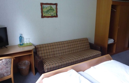 Finkenbach Cottage | Doppelzimmer 202 - Gasthaus Zum Goldenen Löwen