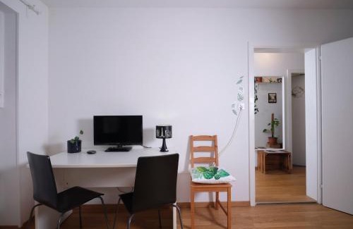 Breite House | Doppelzimmer in der nähe des Flusses und Stadions