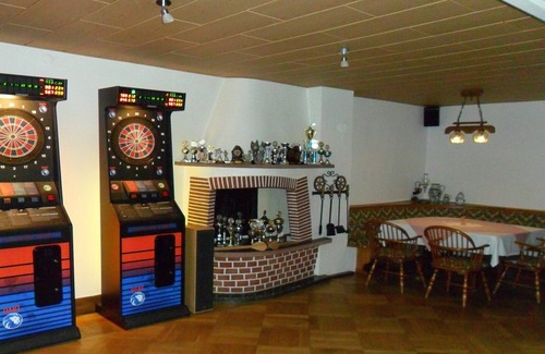 Seebach Apartment | Doppelzimmer mit Dusche und WC
