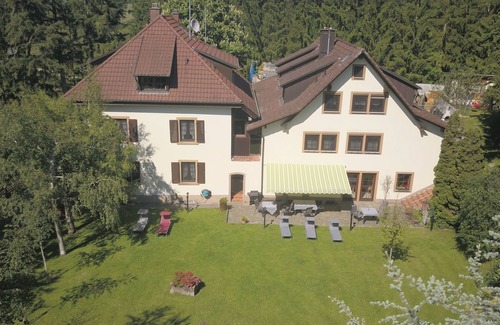 Staufen im Breisgau Apartment | Doppelzimmer mit Dusche und WC