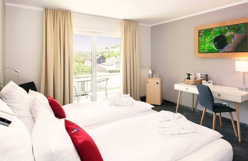 Wintrich House | Doppelzimmer Standard mit Terrasse - Moselhotel Weinhaus Simon