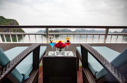 Ha Long Boat Rental | Dora Cruise by HAG