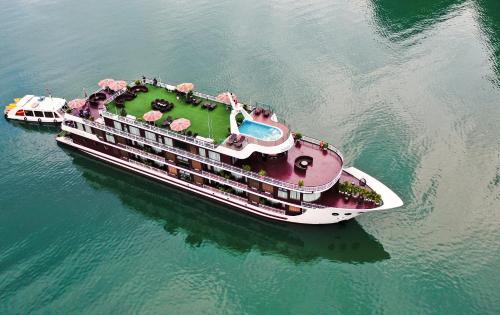 Ha Long Boat Rental | Dora Cruise by HAG