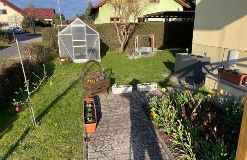 Oberseifersdorf Apartment | Dorfidyll im Grünen