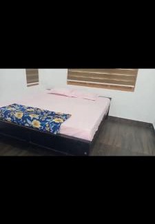 Kalpetta House | Dormitory with attached bathroom