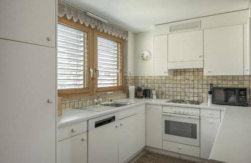 Fiesch Apartment | Dorothy Sunshine
