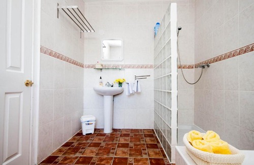 Alora Bed & Breakfast | Dos Alamos B&B