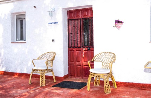 Alora Bed & Breakfast | Dos Alamos B&B