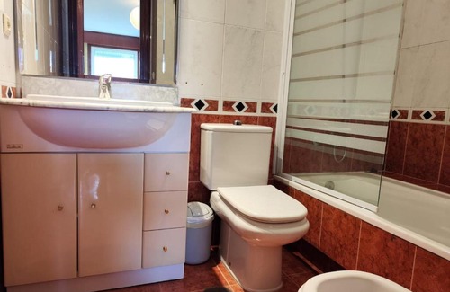 Coia Apartment | Dos habitaciones, garaje, zona Miñoca, Vigo