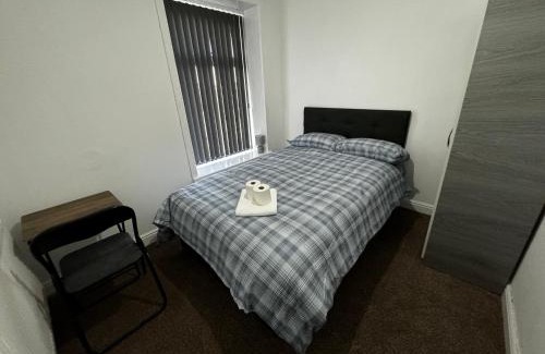 Accrington House | Double bed BW3 Accrington Burnley