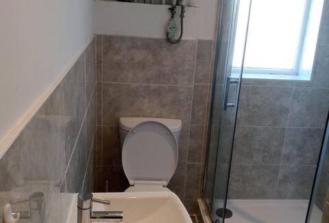 Burnley House | Double-bed (G2) close to Burnley city centre