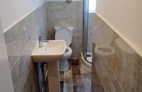 Burnley House | Double-bed (G2) close to Burnley city centre