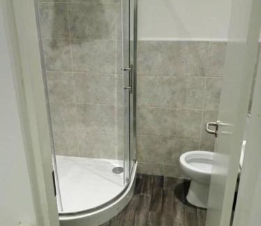 Burnley House | Double bed (R1) close to Burnley city centre