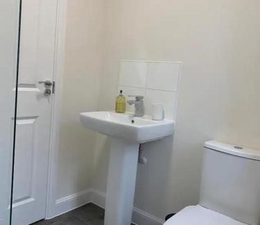 Aylesbury House | Double-bed room in Bierton - Aylesbury